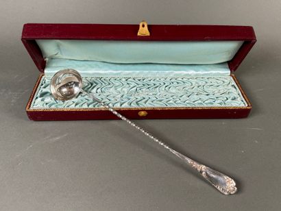 Silver-plated punch ladle with plain spoon,...