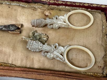 Mother-of-pearl and metal sewing set including...