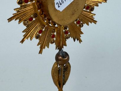 Saint Thérèse de l'Enfant jésus.
Reliquary...