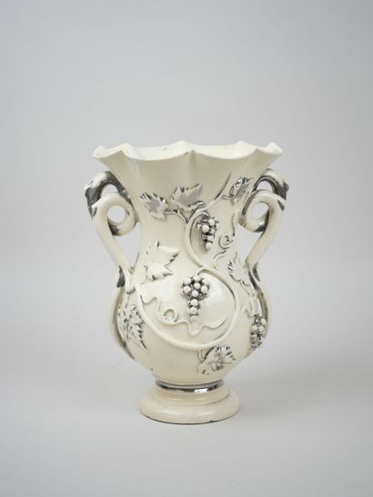 LANGEAIS, 19th century.
Set of two fine earthenware...
