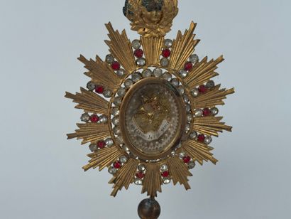 Saint Thérèse de l'Enfant jésus.
Reliquary...