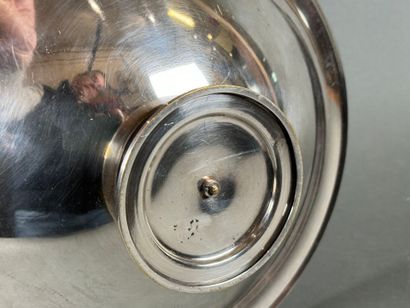 Circular bowl on wood and silver-plated metal...