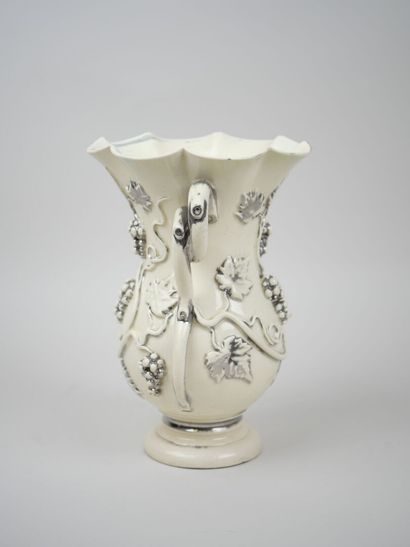 LANGEAIS, 19th century.
Set of two fine earthenware...