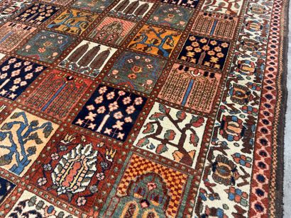 IRAN, 20th century.
BAKHTIAR.
Large hand-knotted...