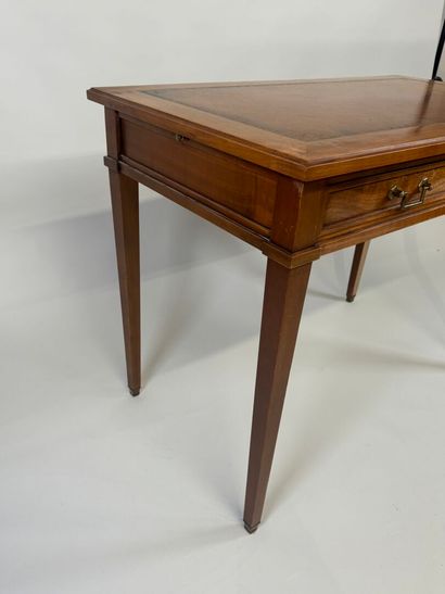 Cherry wood desk opening with two drawers,...