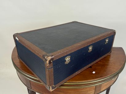 Suitcase in boiled cardboard, imitation leather...