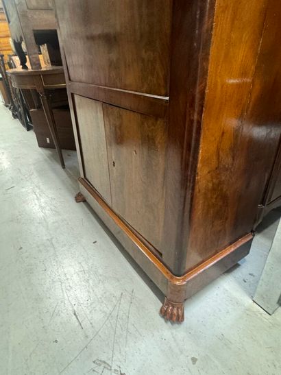 Secretary desk in light wood veneer and fillets,...