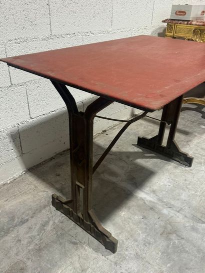 Rectangular bistro table, metal top, cast-iron...