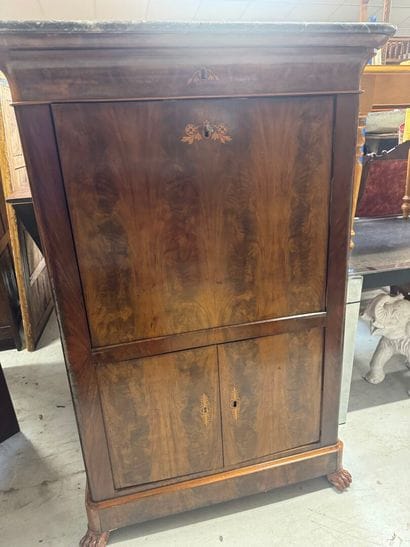 Secretary desk in light wood veneer and fillets,...