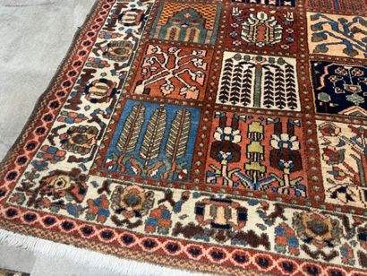 IRAN, 20th century.
BAKHTIAR.
Large hand-knotted...