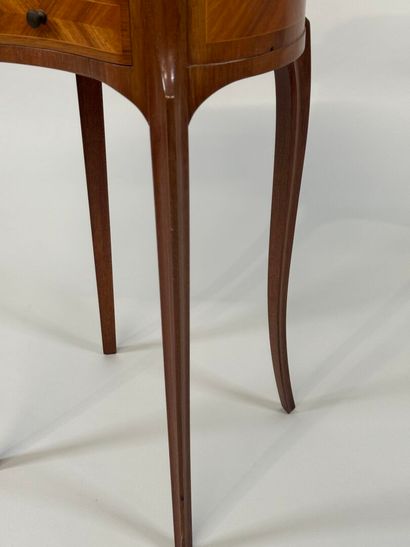 Small kidney-shaped bedside table in wood...