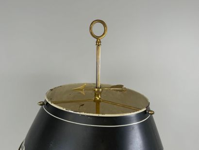 Grande lampe de bureau en bronze doré à trois...