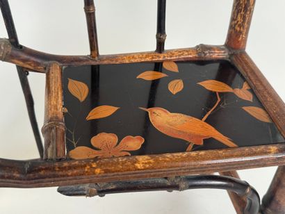 Petite étagère à poser en bambou et bois...