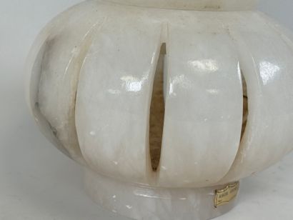 Openwork alabaster lamp base.
Electrified.
H....