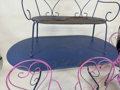 Painted metal garden furniture set comprising...