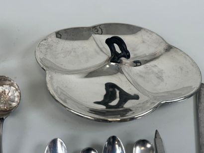 Lot of silver-plated metal including kettledrums,...