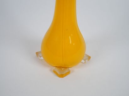 Ensemble de trois vases à col tubulaire en...