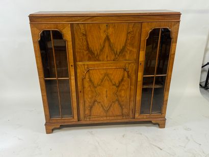 Wood and veneer sideboard opening with three...