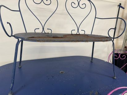 Painted metal garden furniture set comprising...