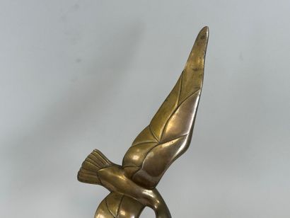 JAMAR (XXe).
La mouette.
Sujet en bronze,...