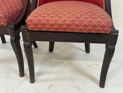 Paire de chaises gondoles en acajou, la garniture...