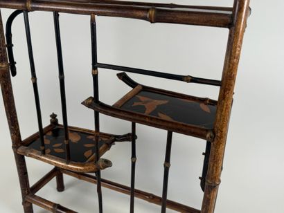 Petite étagère à poser en bambou et bois...