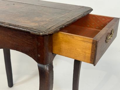 Small molded oak table opening with one drawer.
64...