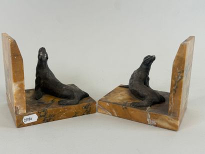 Emmanuel BOURCART, 20th century.
Pair of...