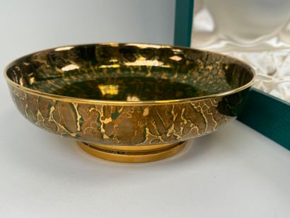 MAZEAU Frères à Sèvres.
Coupe circulaire...