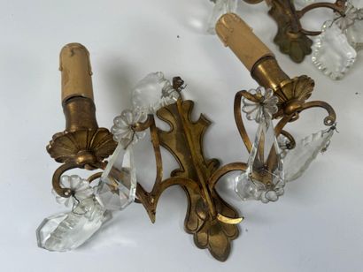 Deux paires d'appliques en bronze, laiton...