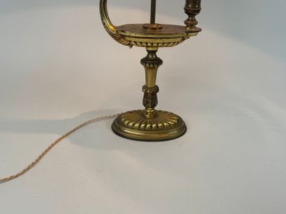 Lampe de bureau dite Bouillotte en bronze...