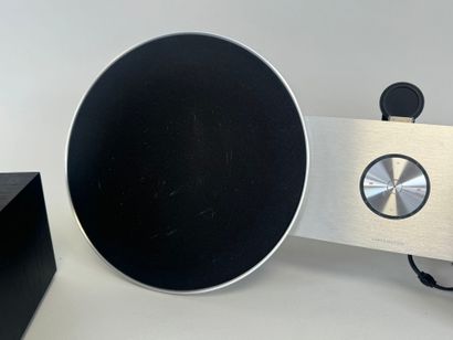 BANG & OLUFSEN.
Modèle BEOSOUND 8.
Enceinte...