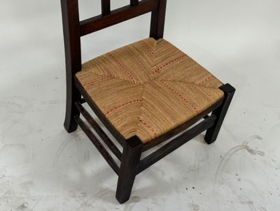 Prie-Dieu en bois et paillage.
87 x 43 x...