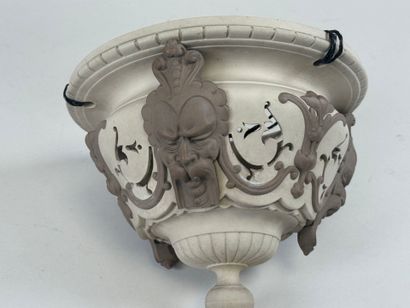 SARREGUEMINES.
Openwork stoneware pendant...