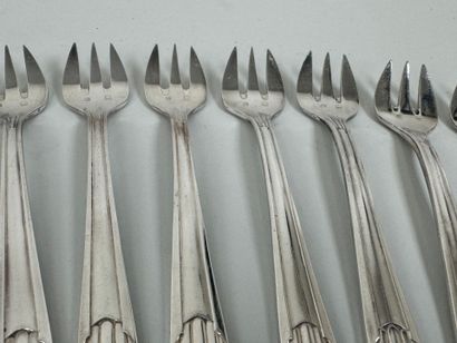 Twelve silver-plated oyster forks, fillet...