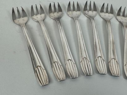Twelve silver-plated oyster forks, fillet...