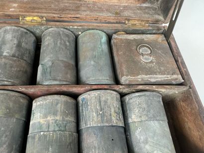 Rectangular wooden painter's box, the interior...