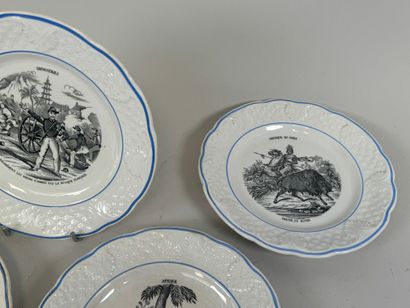 CHOISY le Roi.
Nine fine earthenware plates...