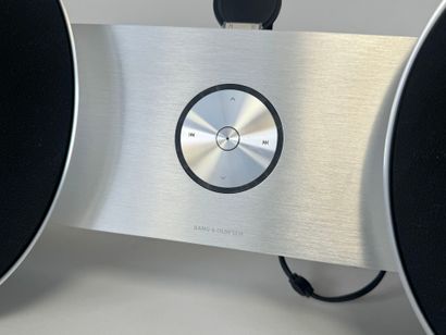 BANG & OLUFSEN.
Modèle BEOSOUND 8.
Enceinte...