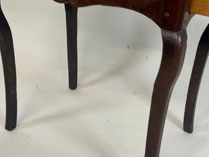 Small molded oak table opening with one drawer.
64...