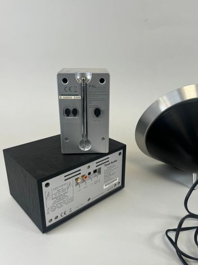 BANG & OLUFSEN.
Modèle BEOSOUND 8.
Enceinte...