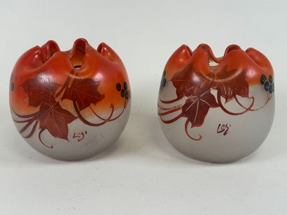 LEGRAS Théodore (1839-1916), d'après.
Vase...