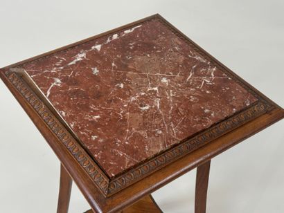 Small molded wood sellette, marble top, spacer...