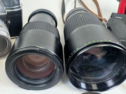 Lot photographique :
- MINOLTA réf : XG-M
-...