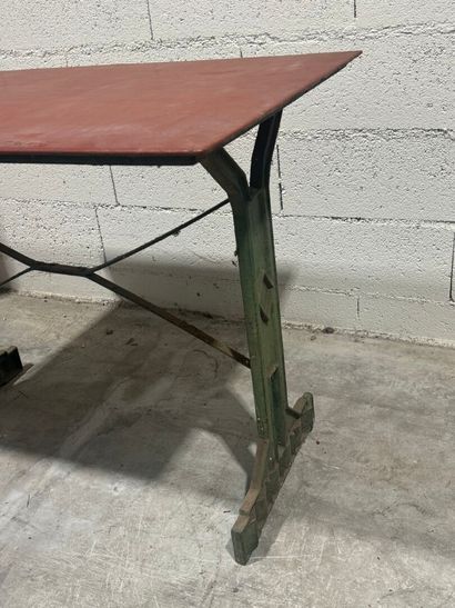 Rectangular bistro table, metal top, cast-iron...