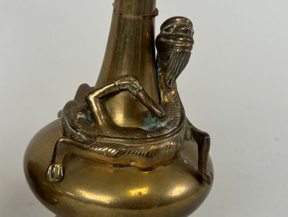 ASIA, 20th century.
Pair of bronze vases...