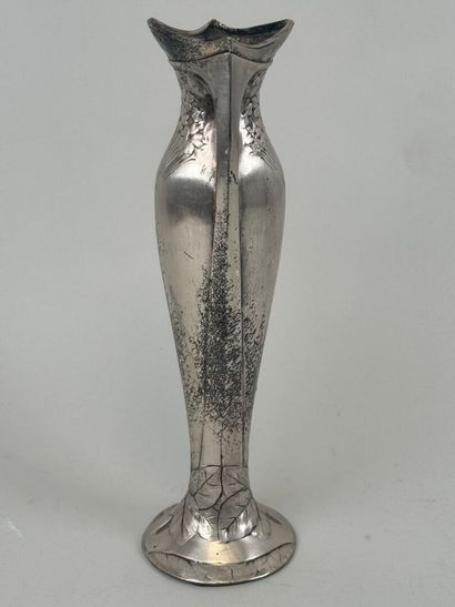 GALLIA.
Vase with two silver-plated metal...
