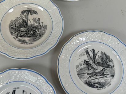 CHOISY le Roi.
Nine fine earthenware plates...