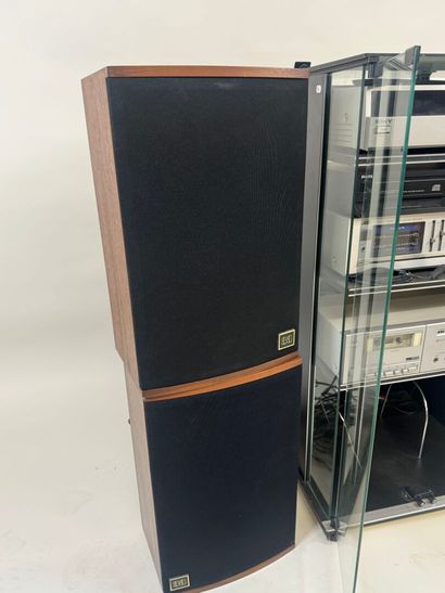 SONY - PHILIPS - BRANDT - JVC.
HI-FI set...