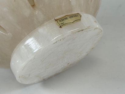 Openwork alabaster lamp base.
Electrified.
H....